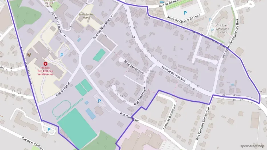 Maison 168 m² six pièces à vendre à La Châtaigneraie Maison 168 m² six pièces à vendre à La Châtaigneraie