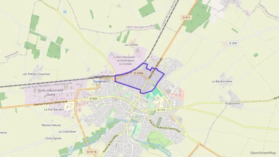 Maison 90 m² quatre pièces à vendre à Surgères Maison 90 m² quatre pièces à vendre à Surgères