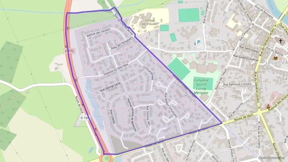 Maison 104 m² six pièces à vendre à Le Lion-d`Angers