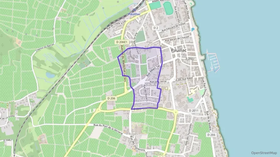 Maison 100 m² quatre pièces à vendre à Pauillac Maison 100 m² quatre pièces à vendre à Pauillac
