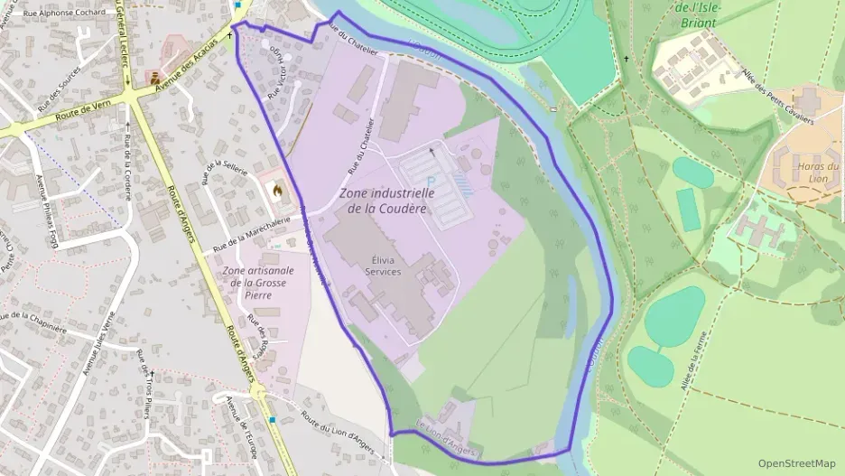 Maison 58 m² trois pièces à vendre à Le Lion-d`Angers Maison 58 m² trois pièces à vendre à Le Lion-d`Angers