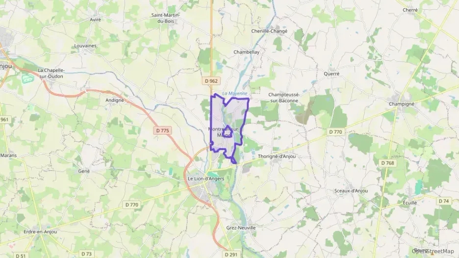 Maison 96 m² six pièces à vendre à Montreuil-sur-Maine Maison 96 m² six pièces à vendre à Montreuil-sur-Maine