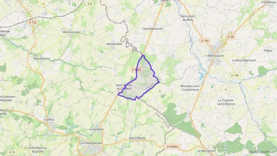 Maison 130 m² trois pièces à vendre à Saint-Pierre-du-Chemin Maison 130 m² trois pièces à vendre à Saint-Pierre-du-Chemin