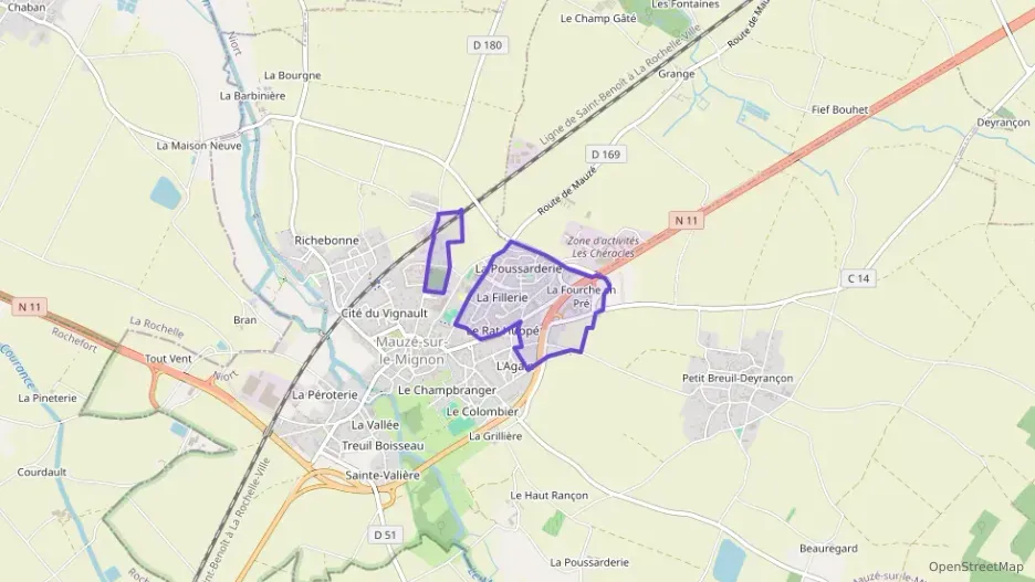 Maison 96 m² quatre pièces à vendre à Mauzé-sur-le-Mignon