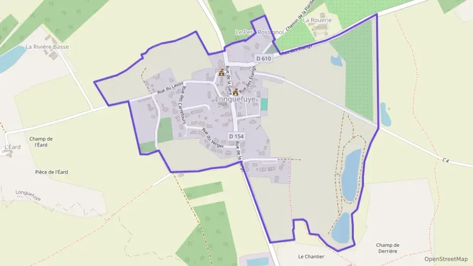 Maison 88 m² quatre pièces à vendre à Gennes-Longuefuye Maison 88 m² quatre pièces à vendre à Gennes-Longuefuye