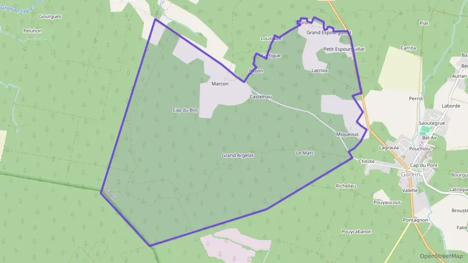 Maison 180 m² six pièces à vendre à Garein