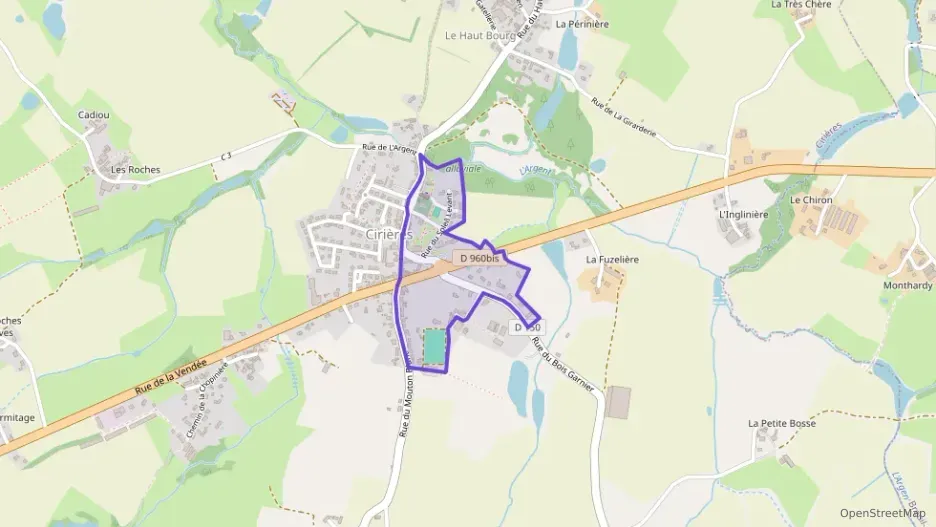 Maison 80 m² trois pièces à vendre à Cirières Maison 80 m² trois pièces à vendre à Cirières