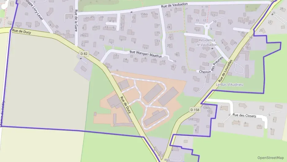 Maison 90 m² trois pièces à vendre à Audrieu Maison 90 m² trois pièces à vendre à Audrieu