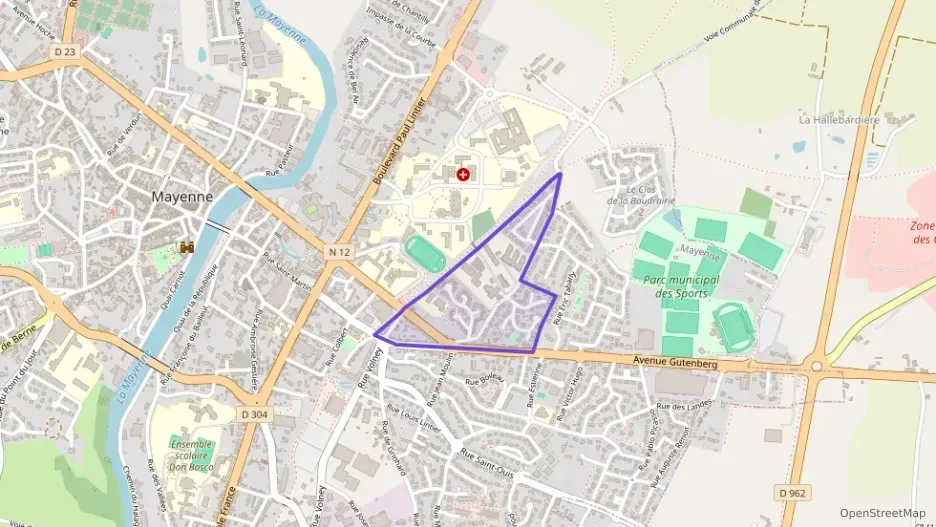 Maison 104 m² six pièces à vendre à Mayenne Maison 104 m² six pièces à vendre à Mayenne