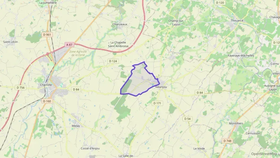 Maison 91 m² quatre pièces à vendre à Chemillé-en-Anjou Maison 91 m² quatre pièces à vendre à Chemillé-en-Anjou