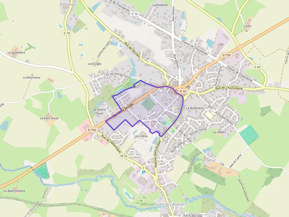 Maison 110 m² quatre pièces à vendre à Nueil-les-Aubiers