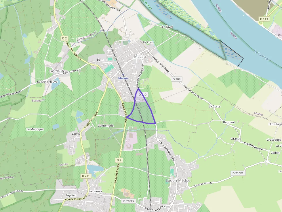 Maison 77 m² trois pièces à vendre à Macau