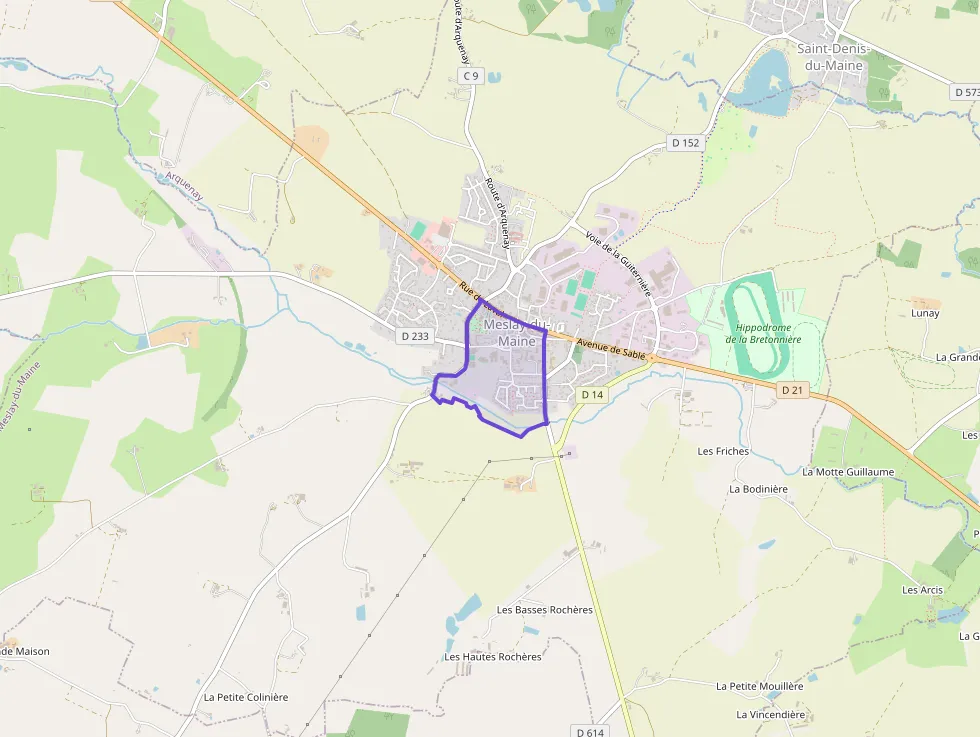 Maison 102 m² quatre pièces à vendre à Meslay-du-Maine