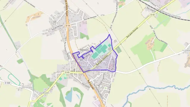 Maison 90 m² quatre pièces à vendre à Messei