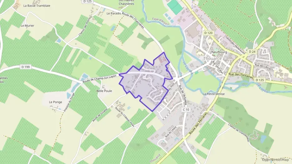 Maison 99 m² cinq pièces à vendre à Bellevigne-en-Layon Maison 99 m² cinq pièces à vendre à Bellevigne-en-Layon