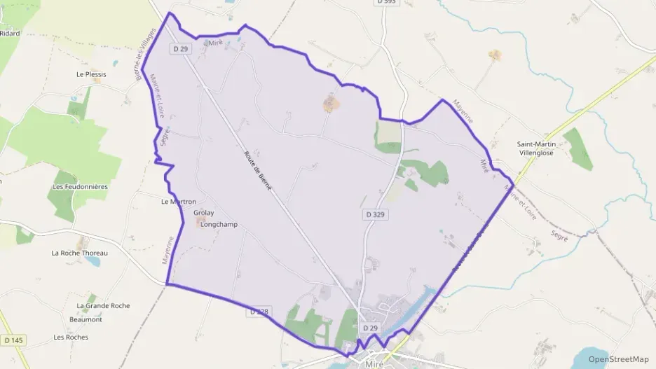 Maison 110 m² cinq pièces à vendre à Miré