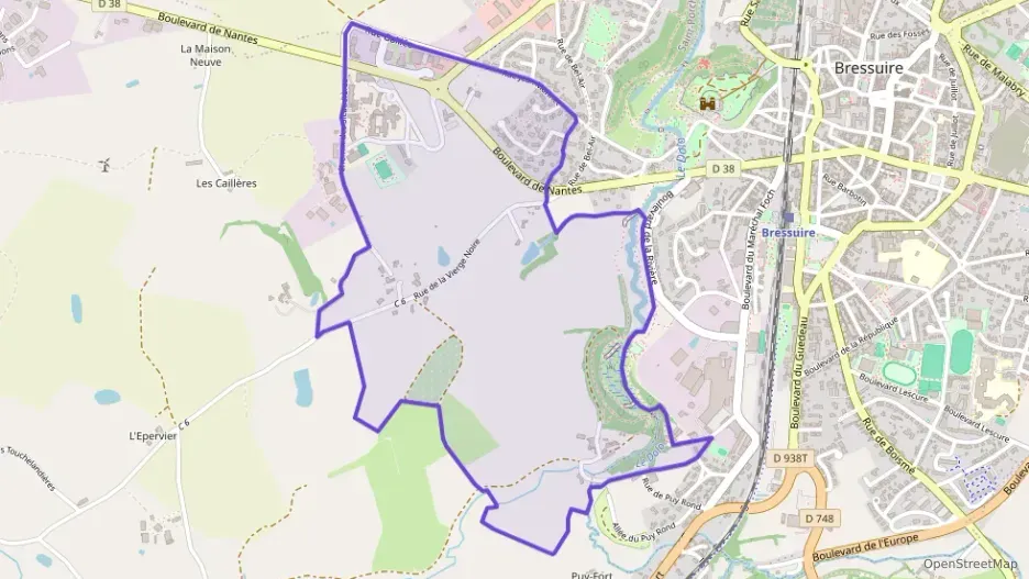 Maison 105 m² quatre pièces à vendre à Bressuire