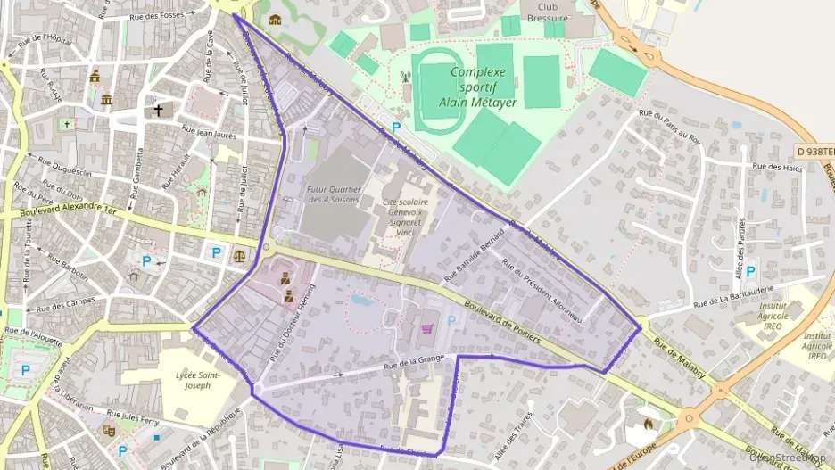 Maison 153 m² sept pièces à vendre à Bressuire Maison 153 m² sept pièces à vendre à Bressuire