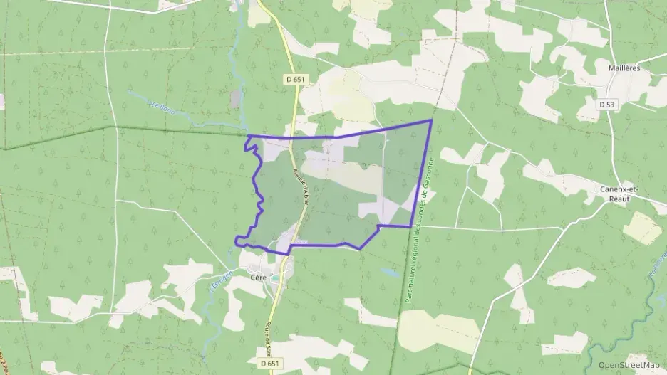 Maison 130 m² cinq pièces à vendre à Cère Maison 130 m² cinq pièces à vendre à Cère