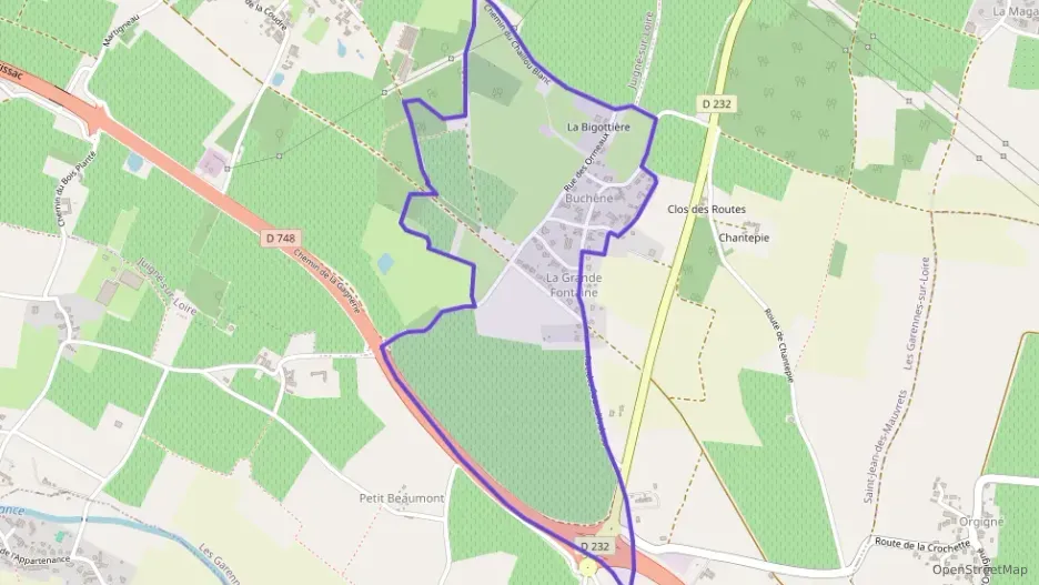 Maison 100 m² trois pièces à vendre à Les Garennes-sur-Loire