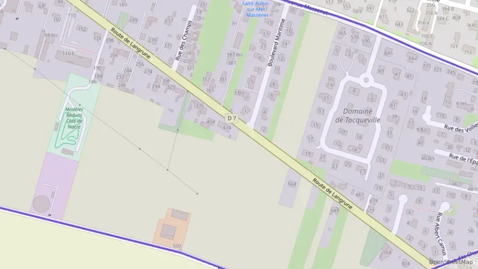 Maison 90 m² six pièces à vendre à Saint-Aubin-sur-Mer Maison 90 m² six pièces à vendre à Saint-Aubin-sur-Mer