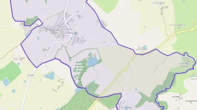 Maison 102 m² trois pièces à vendre à Saint-Marc-la-Lande