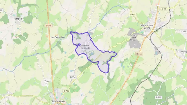 Maison 102 m² trois pièces à vendre à Saint-Marc-la-Lande