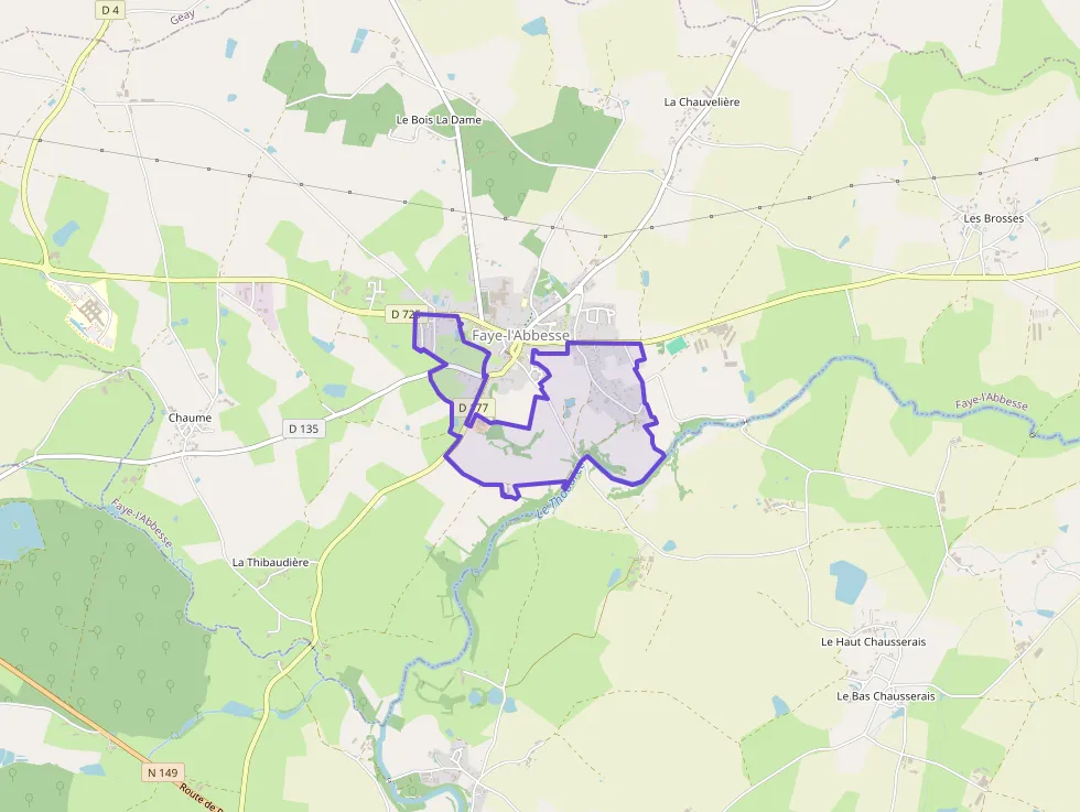 Maison 79 m² quatre pièces à vendre à Faye-l`Abbesse