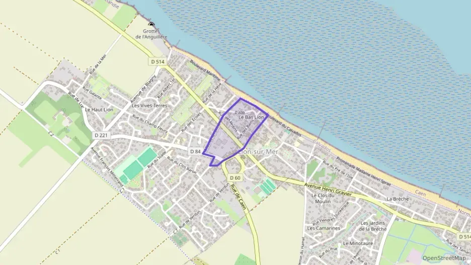 Maison 113 m² sept pièces à vendre à Lion-sur-Mer Maison 113 m² sept pièces à vendre à Lion-sur-Mer