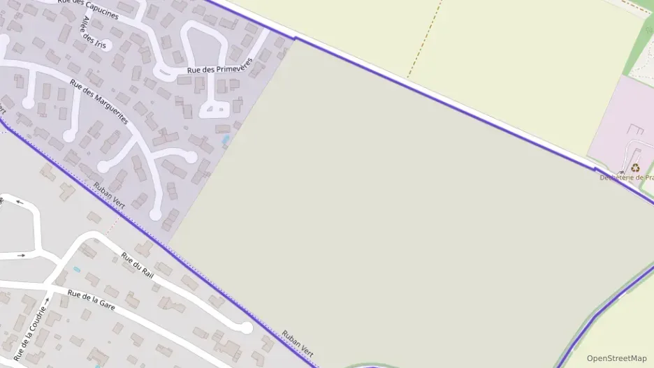 Maison 75 m² quatre pièces à vendre à Prahecq Maison 75 m² quatre pièces à vendre à Prahecq