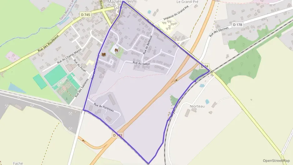 Maison 95 m² quatre pièces à vendre à Mazières-en-Gâtine