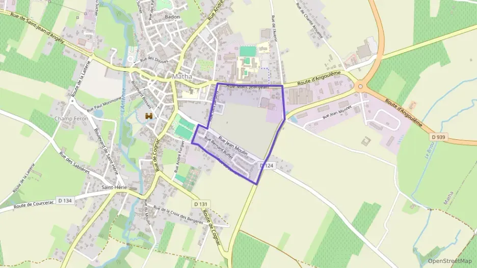 Maison 132 m² quatre pièces à vendre à Matha Maison 132 m² quatre pièces à vendre à Matha