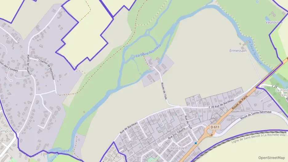 Maison 92 m² quatre pièces à vendre à La Crèche Maison 92 m² quatre pièces à vendre à La Crèche