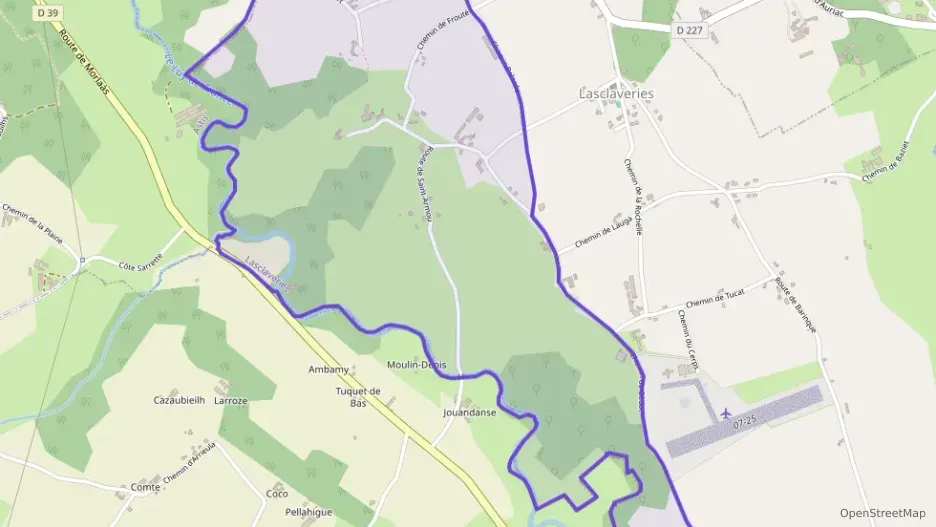 Maison 195 m² six pièces à vendre à Lasclaveries Maison 195 m² six pièces à vendre à Lasclaveries