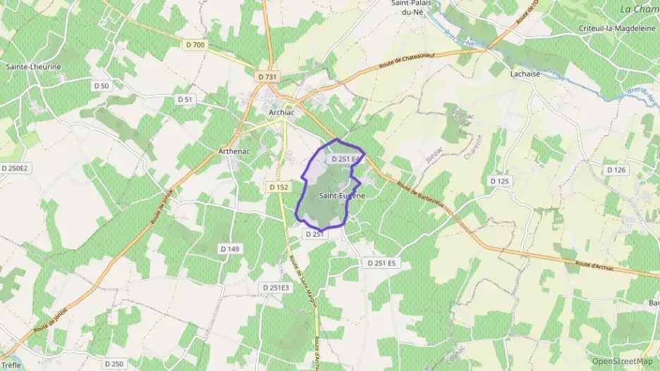 Maison 145 m² sept pièces à vendre à Saint-Eugène