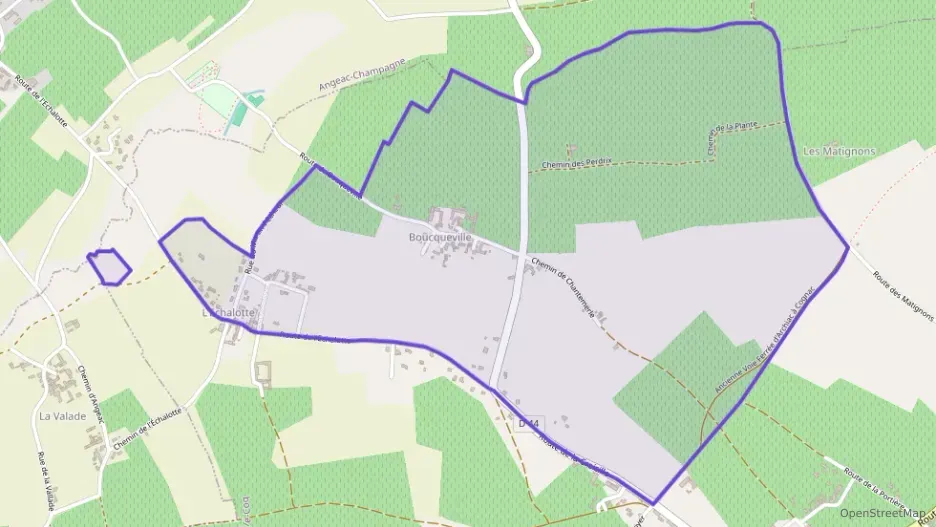 Maison 250 m² six pièces à vendre à Juillac-le-Coq Maison 250 m² six pièces à vendre à Juillac-le-Coq