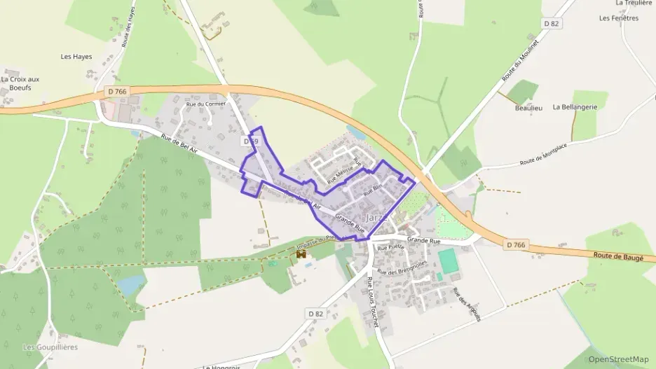 Maison 110 m² quatre pièces à vendre à Jarzé Villages