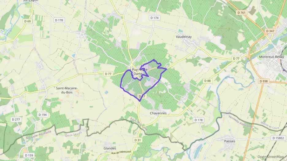 Maison 82 m² quatre pièces à vendre à Le Puy-Notre-Dame