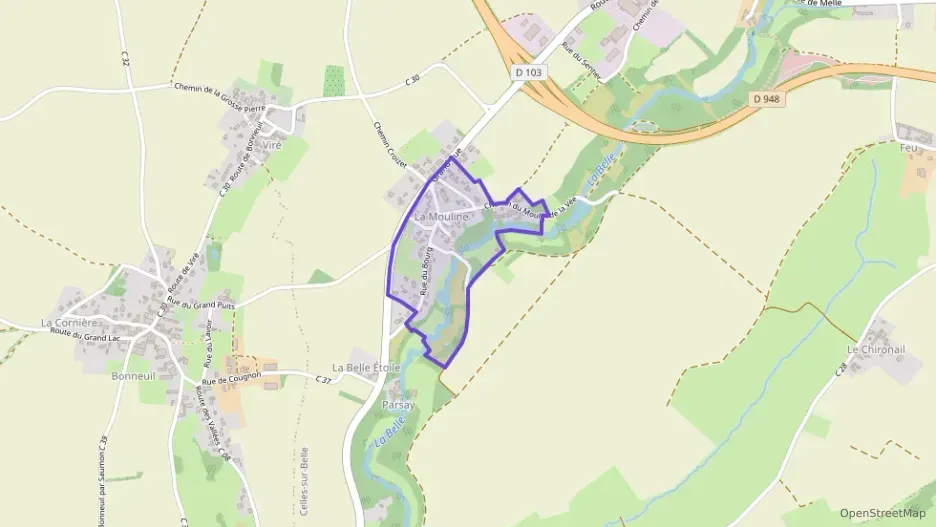 Maison 104 m² quatre pièces à vendre à Celles-sur-Belle Maison 104 m² quatre pièces à vendre à Celles-sur-Belle