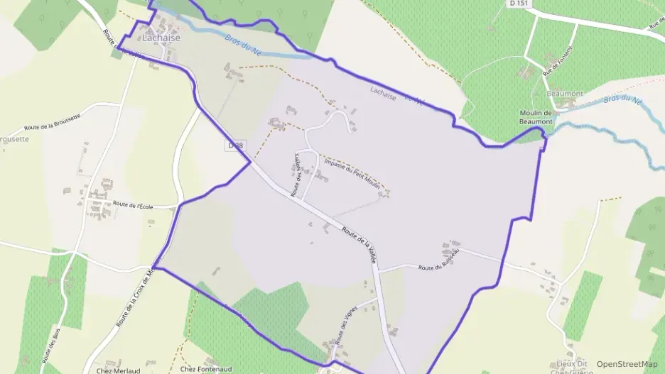 Maison 152 m² cinq pièces à vendre à Lachaise Maison 152 m² cinq pièces à vendre à Lachaise