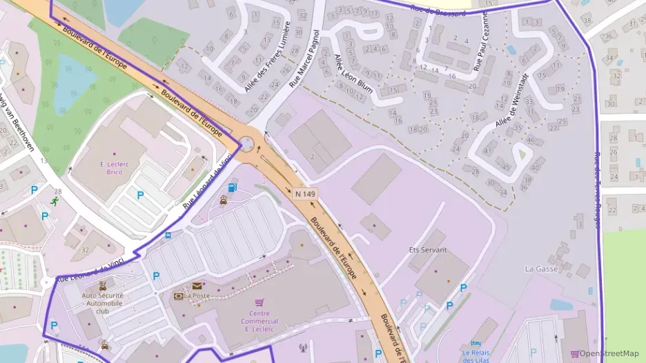 Maison 98 m² quatre pièces à vendre à Parthenay Maison 98 m² quatre pièces à vendre à Parthenay