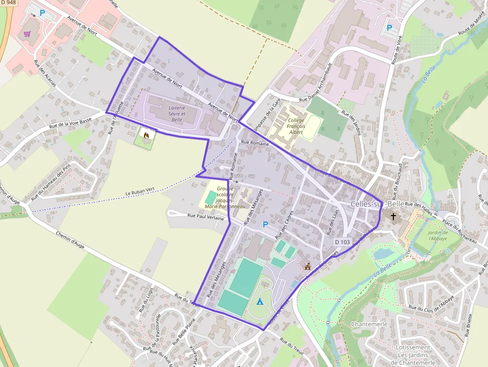 Maison 96 m² quatre pièces à vendre à Celles-sur-Belle