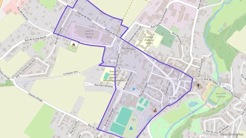 Maison 96 m² quatre pièces à vendre à Celles-sur-Belle Maison 96 m² quatre pièces à vendre à Celles-sur-Belle