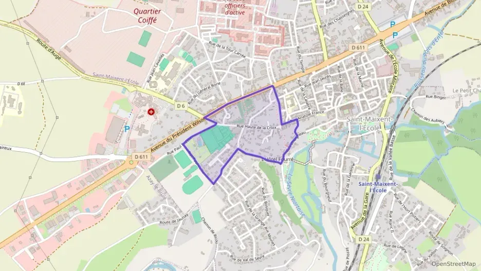 Maison 111 m² quatre pièces à vendre à Saint-Maixent-l`École