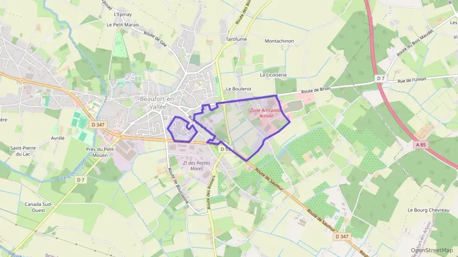 Maison 92 m² trois pièces à vendre à Beaufort-en-Anjou Maison 92 m² trois pièces à vendre à Beaufort-en-Anjou