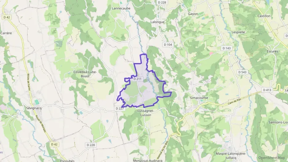 Maison 96 m² trois pièces à vendre à Lussagnet-Lusson Maison 96 m² trois pièces à vendre à Lussagnet-Lusson