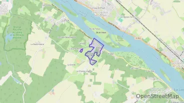 Maison 44 m² trois pièces à vendre à Gennes-Val-de-Loire Maison 44 m² trois pièces à vendre à Gennes-Val-de-Loire