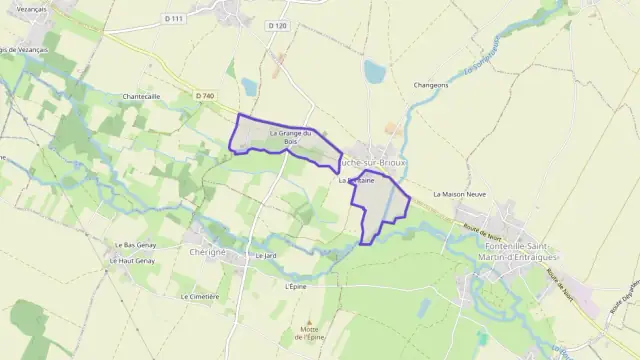 Maison 140 m² quatre pièces à vendre à Luché-sur-Brioux