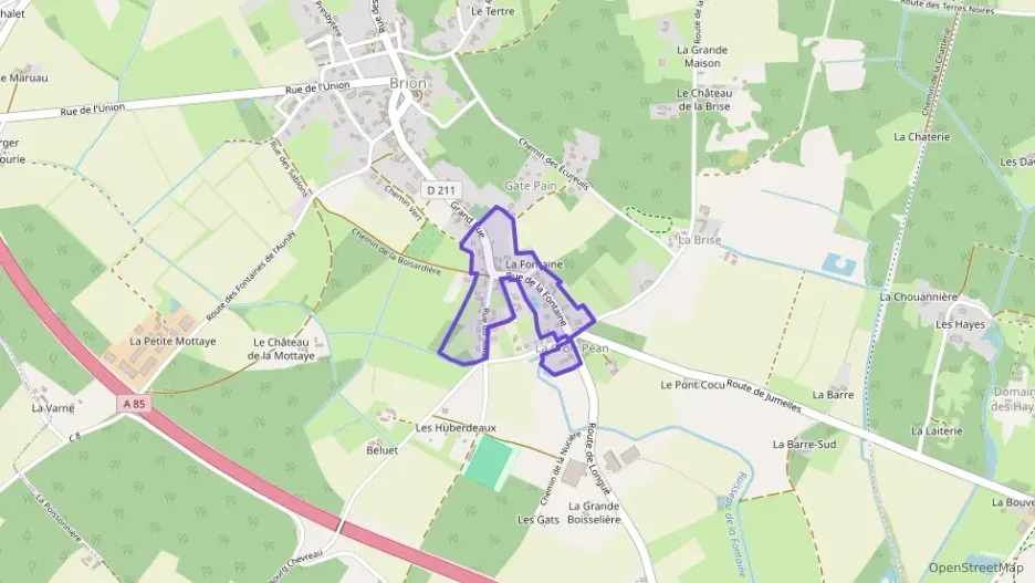 Maison 98 m² cinq pièces à vendre à Les Bois d`Anjou