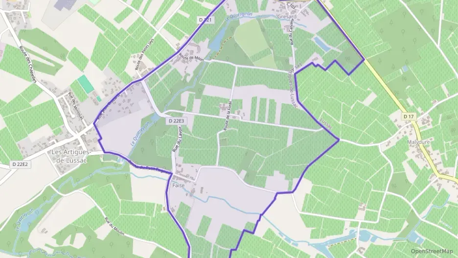 Maison 90 m² quatre pièces à vendre à Les Artigues-de-Lussac